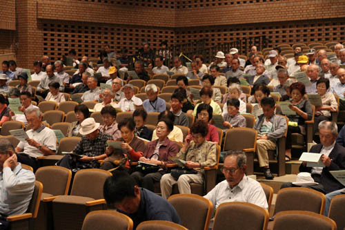たくさんの市民が参加