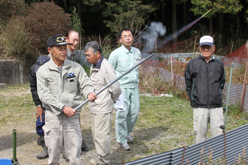 ロケット花火を実際に射つ