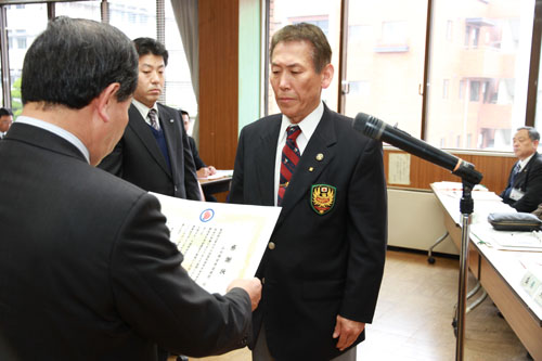 長門市開催種目の団体には感謝状が贈られた