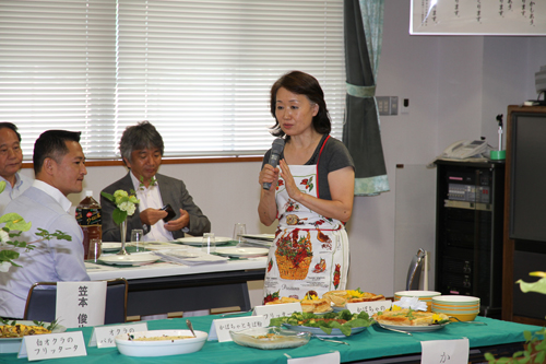 料理研究家の馬場香織氏が指導