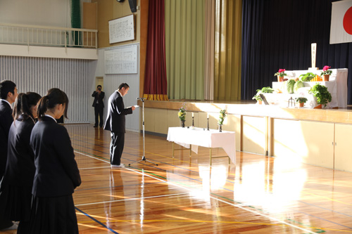 農業クラブ会長が感謝のことばを述べる