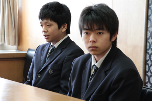 取材に応じる野中さんと大山さん