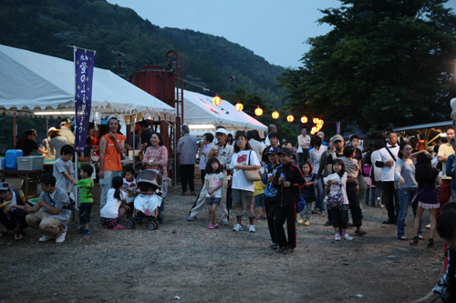 会場は今年も大盛況