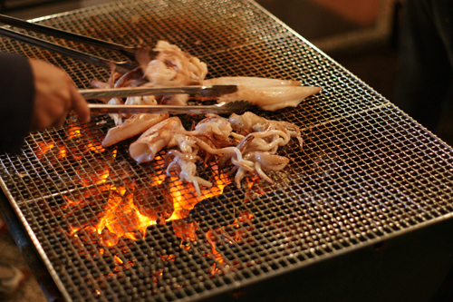 仙崎ぶとイカがこんがり焼けてます
