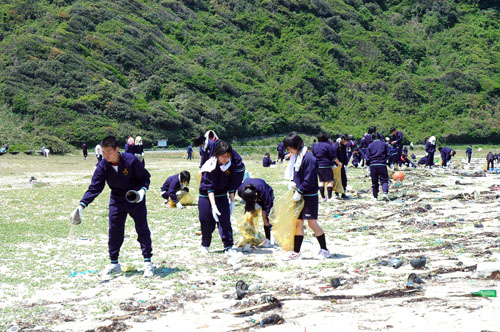 ニ位ノ浜清掃活動