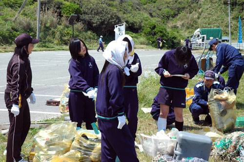 ニ位ノ浜清掃活動