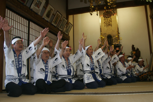 通鯨唄保存会による「祝え目出度」