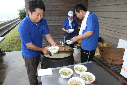 楊貴鍋は豚汁に無塩バターが入って濃厚な味
