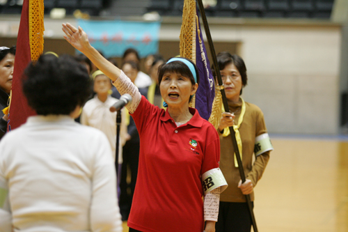 選手宣誓は仙崎婦人会の古田さん