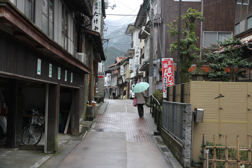 俵山温泉街のようす