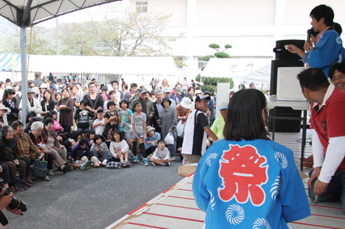 大にぎわいの抽選会