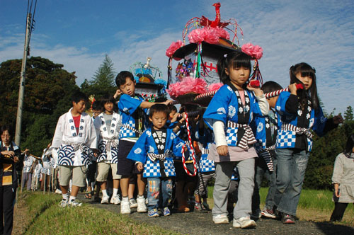 伊上神社秋祭り