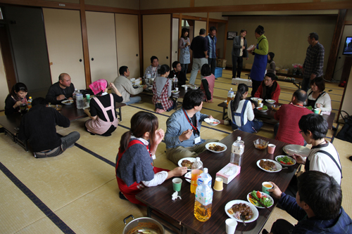 試食のようす
