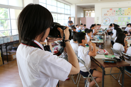 午後は明倫小学校の学童歯みがき大会へ