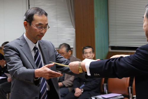 功労者へ表彰