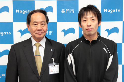平成25年度全日本卓球選手権大会（マスターズの部）に出場する濱谷選手