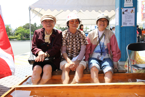 俵山温泉の足湯が出張サービス