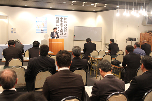 講演のようす