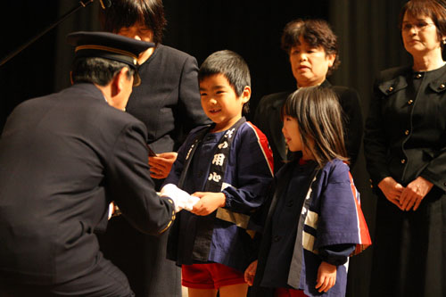 山口県消防クラブ連合会会長表彰を受ける