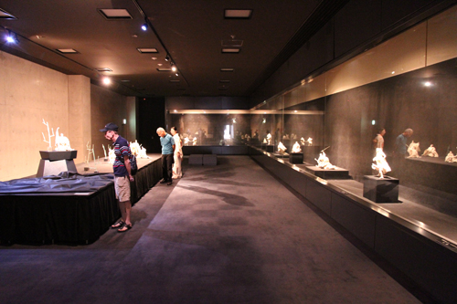 ７月２８日まで文化情報ギャラリーで「近松人形の花形たち」展　開催中