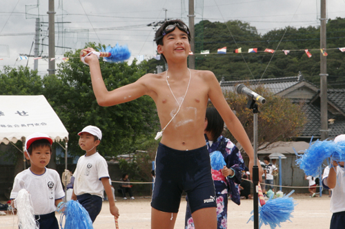 小学校の応援合戦