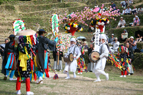 楽踊り「虎の子渡し」