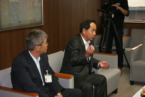 萩市と長門市は一心同体、と大西市長