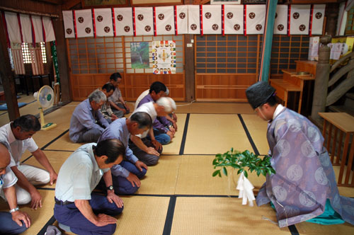 出発前の神事
