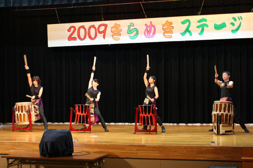 結成わずか２ヶ月の和太鼓クラブ「俄niwaka」
