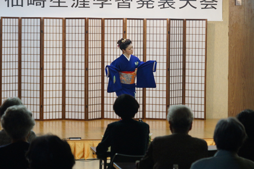 日本舞踊も披露