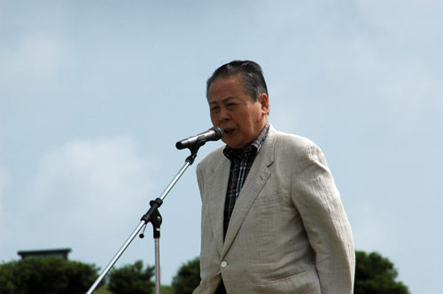 歓迎のあいさつをする南野市長