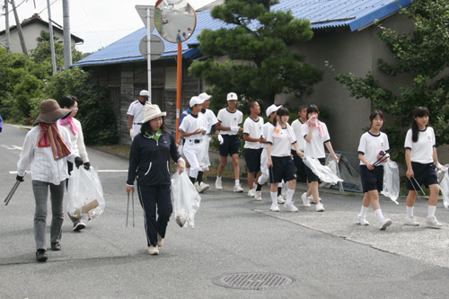 湊地区周辺のゴミ清掃