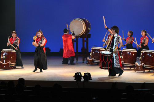 「三隅清風太鼓」の演奏