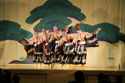 俵山中学校3年生による歌舞伎「五人三番叟」