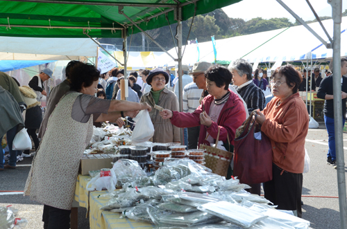 地元産品の販売