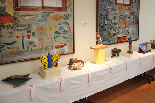 美術館に展示されている作品