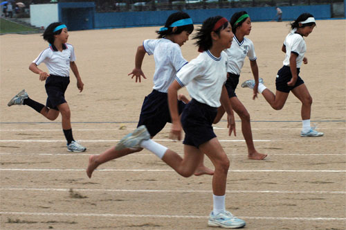 女子１００ｍのようす
