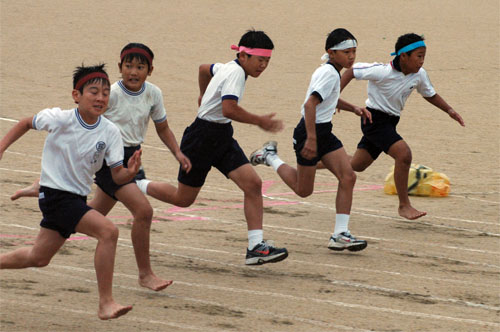 男子１００ｍのようす