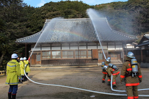 放水をするようす（訓練）