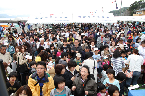 抽選会のようす