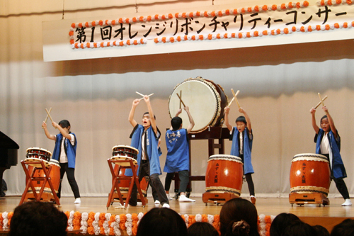 小青波の和太鼓演奏