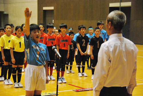 選手宣誓を行った池田崇馬くん