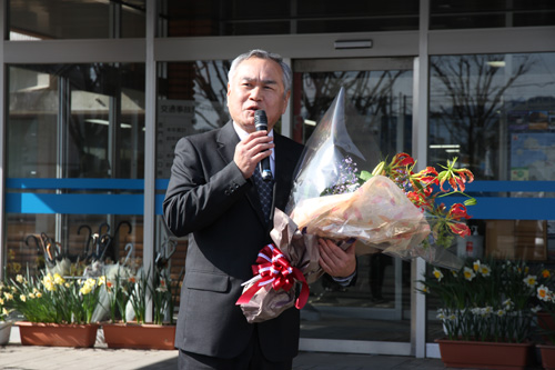 退任のあいさつをする村田副市長