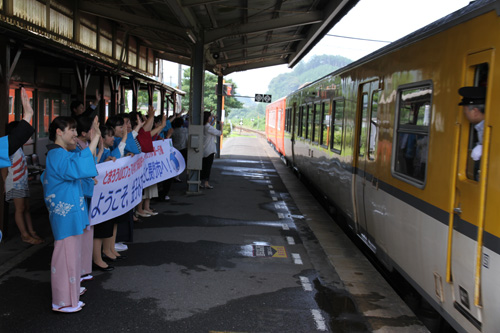 約2分間の停車でした