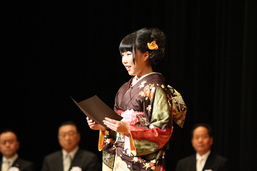 新成人から見た長門の姿は近藤奈々さんが発表