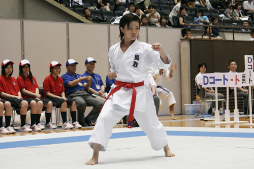 成年女子形個人戦で優勝した宇佐美里香選手