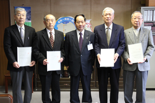 答申書を提出した各地域審議会会長