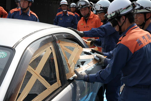 車両を使って訓練 長門市ホームページ