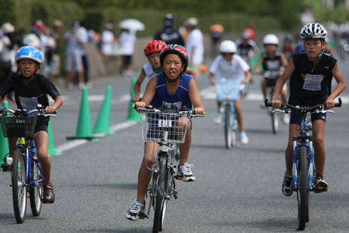 もちろん、バイクでも接戦が