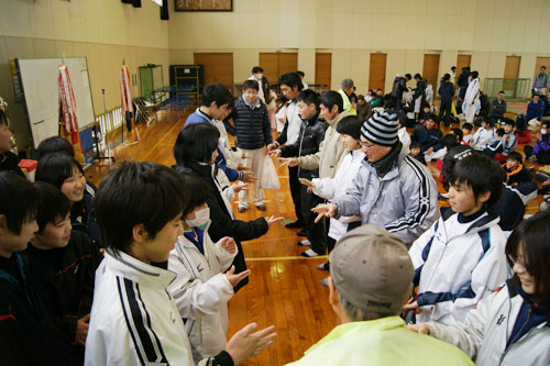 結果が出るまでの恒例のじゃんけん大会も盛り上がりました